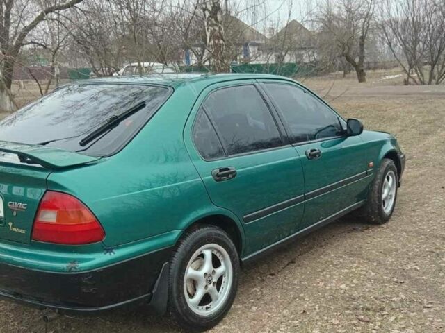 Зелений Хонда Сівік, об'ємом двигуна 1 л та пробігом 370 тис. км за 1600 $, фото 9 на Automoto.ua