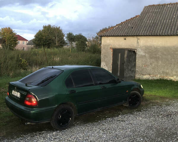 Зеленый Хонда Цивик, объемом двигателя 1.5 л и пробегом 400 тыс. км за 1850 $, фото 16 на Automoto.ua