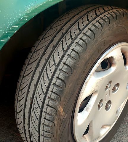 Зелений Хонда Сівік, об'ємом двигуна 1.4 л та пробігом 111 тис. км за 1550 $, фото 5 на Automoto.ua