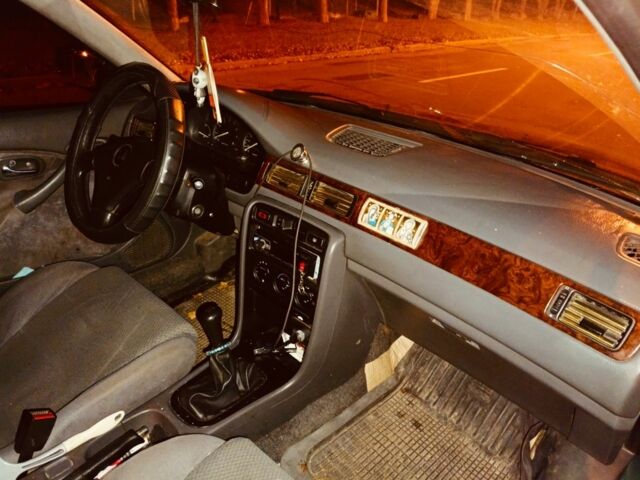 Зелений Хонда Сівік, об'ємом двигуна 0 л та пробігом 332 тис. км за 1800 $, фото 5 на Automoto.ua