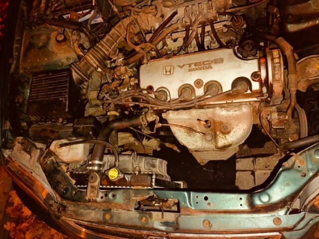 Зелений Хонда Сівік, об'ємом двигуна 0 л та пробігом 332 тис. км за 1800 $, фото 4 на Automoto.ua