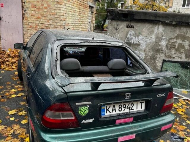 Зеленый Хонда Цивик, объемом двигателя 1.4 л и пробегом 290 тыс. км за 700 $, фото 1 на Automoto.ua