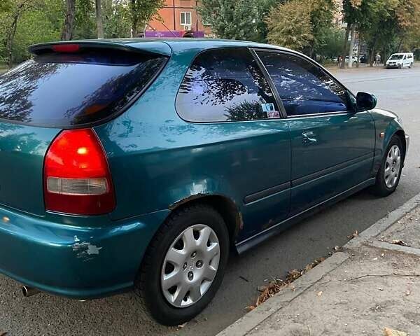 Зеленый Хонда Цивик, объемом двигателя 1.4 л и пробегом 234 тыс. км за 3100 $, фото 4 на Automoto.ua