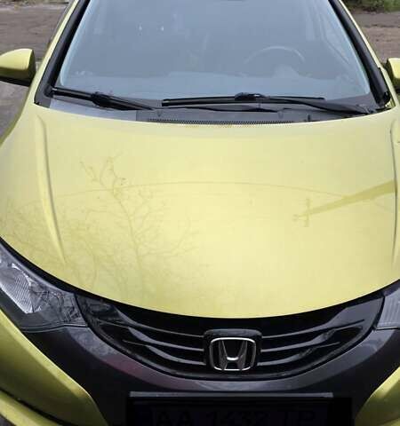 Зеленый Хонда Цивик, объемом двигателя 1.8 л и пробегом 135 тыс. км за 10900 $, фото 2 на Automoto.ua