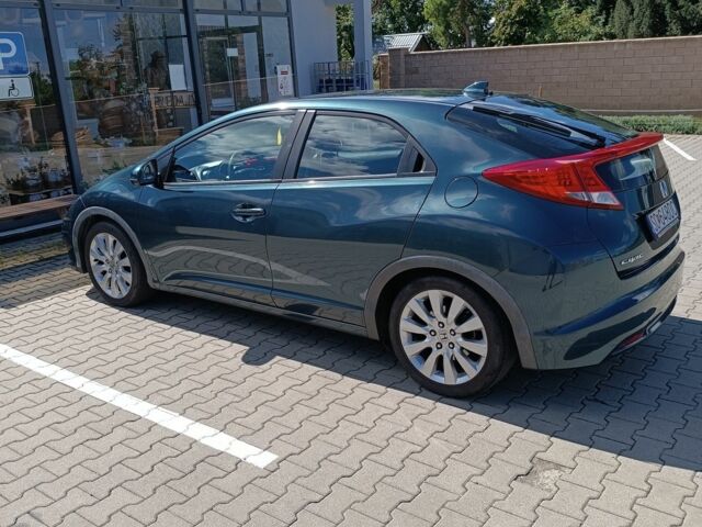 Зеленый Хонда Цивик, объемом двигателя 1.8 л и пробегом 305 тыс. км за 8400 $, фото 2 на Automoto.ua