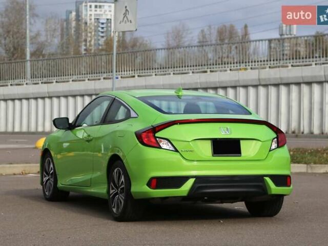 Зеленый Хонда Цивик, объемом двигателя 1.5 л и пробегом 129 тыс. км за 13600 $, фото 5 на Automoto.ua