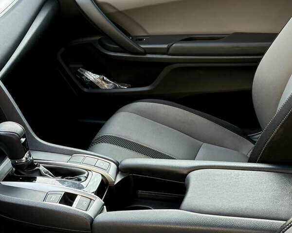 Зеленый Хонда Цивик, объемом двигателя 2 л и пробегом 106 тыс. км за 15900 $, фото 24 на Automoto.ua