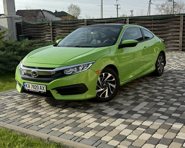 Зеленый Хонда Цивик, объемом двигателя 2 л и пробегом 106 тыс. км за 15900 $, фото 3 на Automoto.ua