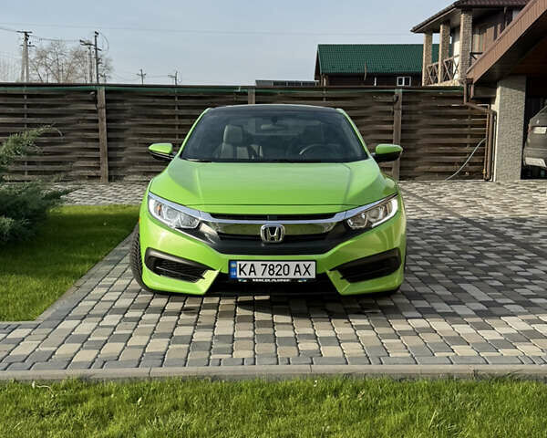 Зеленый Хонда Цивик, объемом двигателя 2 л и пробегом 106 тыс. км за 15900 $, фото 1 на Automoto.ua