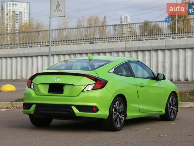Зеленый Хонда Цивик, объемом двигателя 1.5 л и пробегом 129 тыс. км за 13600 $, фото 3 на Automoto.ua