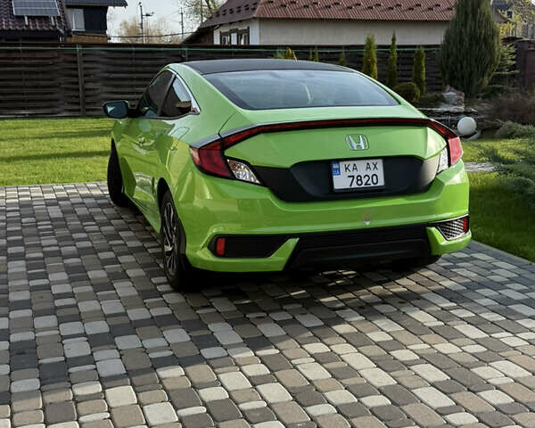 Зеленый Хонда Цивик, объемом двигателя 2 л и пробегом 106 тыс. км за 15900 $, фото 6 на Automoto.ua