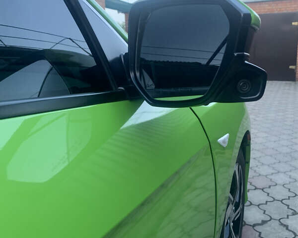 Зеленый Хонда Цивик, объемом двигателя 1.5 л и пробегом 100 тыс. км за 14000 $, фото 8 на Automoto.ua