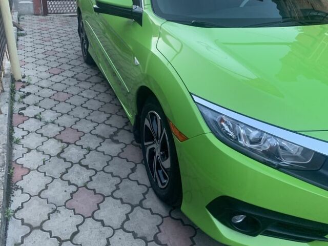 Зеленый Хонда Цивик, объемом двигателя 1.5 л и пробегом 100 тыс. км за 14000 $, фото 1 на Automoto.ua