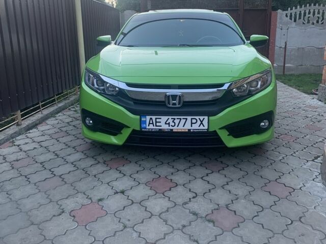 Зеленый Хонда Цивик, объемом двигателя 1.5 л и пробегом 100 тыс. км за 14000 $, фото 7 на Automoto.ua