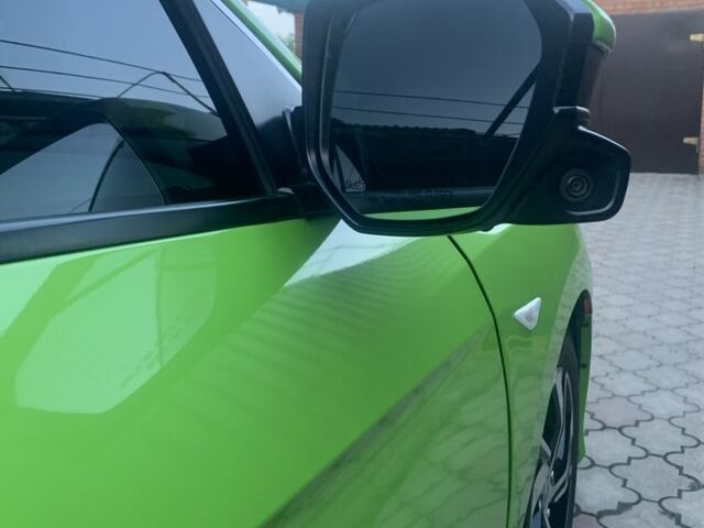 Зеленый Хонда Цивик, объемом двигателя 1.5 л и пробегом 100 тыс. км за 14000 $, фото 4 на Automoto.ua