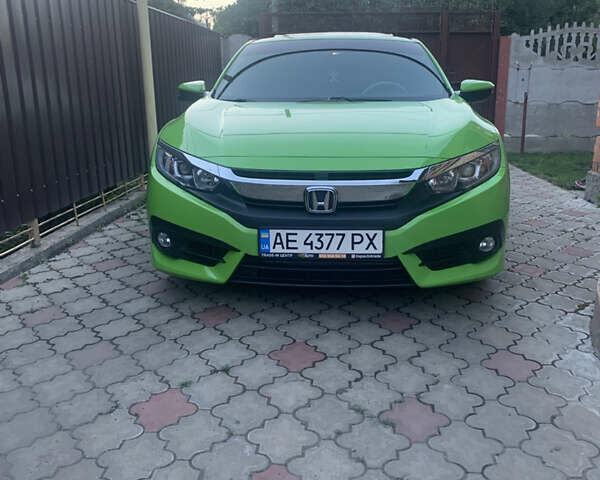 Зеленый Хонда Цивик, объемом двигателя 1.5 л и пробегом 100 тыс. км за 14000 $, фото 11 на Automoto.ua