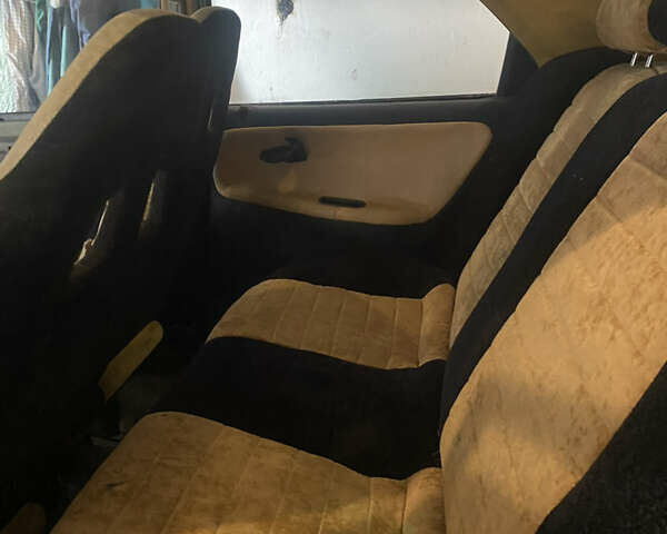 Зеленый Хонда Цивик, объемом двигателя 1.6 л и пробегом 250 тыс. км за 1100 $, фото 6 на Automoto.ua