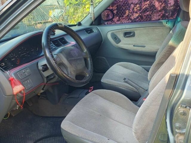 Зеленый Хонда Цивик, объемом двигателя 1 л и пробегом 285 тыс. км за 2000 $, фото 3 на Automoto.ua