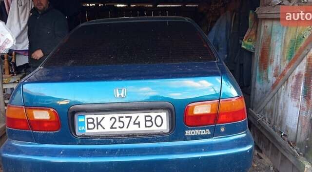 Зеленый Хонда Цивик, объемом двигателя 1.49 л и пробегом 4 тыс. км за 2000 $, фото 3 на Automoto.ua