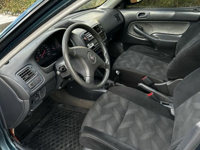 Зелений Хонда Сівік, об'ємом двигуна 1.4 л та пробігом 250 тис. км за 1800 $, фото 7 на Automoto.ua