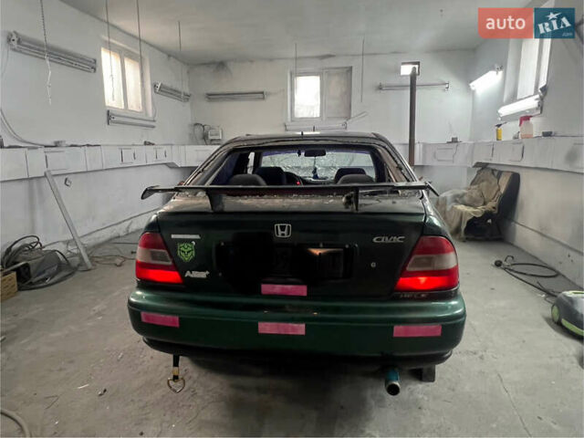 Зелений Хонда Сівік, об'ємом двигуна 1.4 л та пробігом 299 тис. км за 1000 $, фото 9 на Automoto.ua