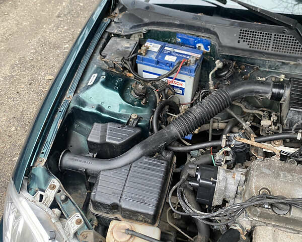 Зелений Хонда Сівік, об'ємом двигуна 1.4 л та пробігом 350 тис. км за 1400 $, фото 2 на Automoto.ua