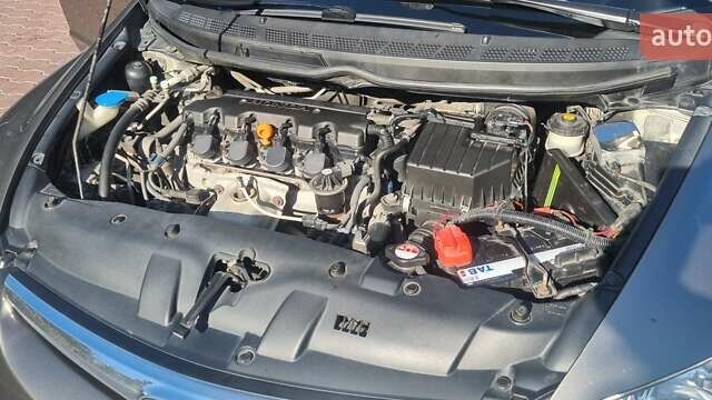 Зеленый Хонда Цивик, объемом двигателя 1.8 л и пробегом 267 тыс. км за 7399 $, фото 9 на Automoto.ua