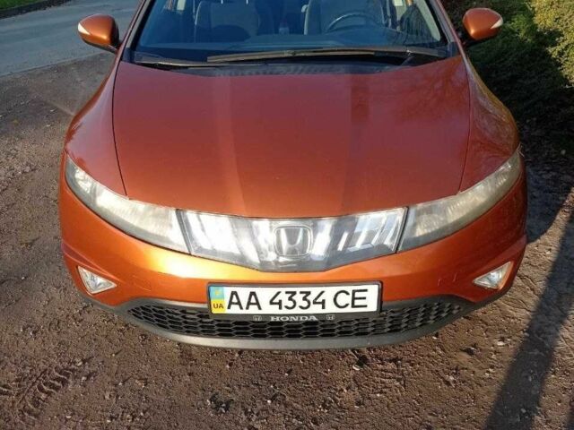 Оранжевый Хонда Цивик, объемом двигателя 1.8 л и пробегом 198 тыс. км за 5500 $, фото 1 на Automoto.ua