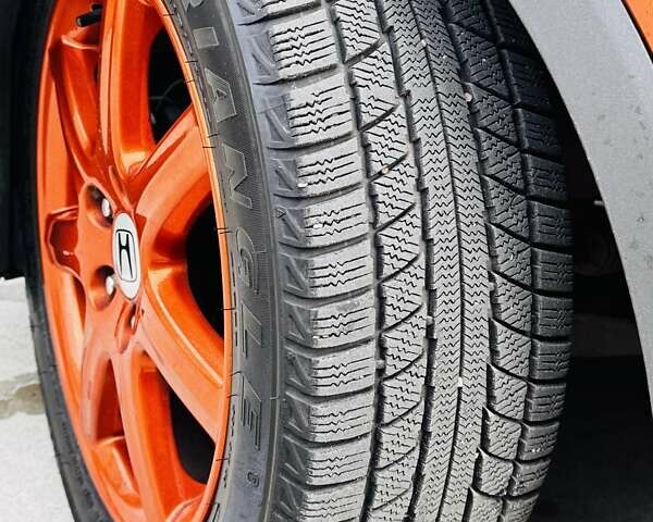 Помаранчевий Хонда Сівік, об'ємом двигуна 1.8 л та пробігом 225 тис. км за 5499 $, фото 5 на Automoto.ua
