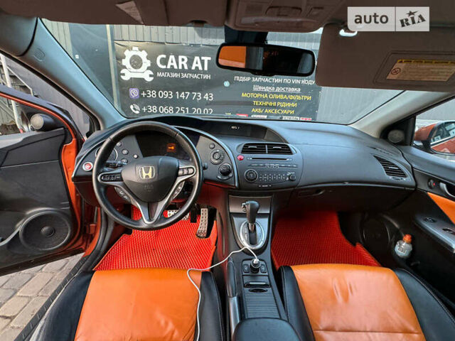 Оранжевый Хонда Цивик, объемом двигателя 1.8 л и пробегом 180 тыс. км за 7400 $, фото 3 на Automoto.ua