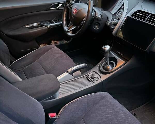 Оранжевый Хонда Цивик, объемом двигателя 1.8 л и пробегом 296 тыс. км за 5800 $, фото 63 на Automoto.ua