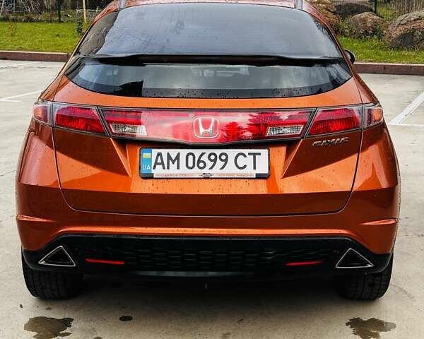 Помаранчевий Хонда Сівік, об'ємом двигуна 1.8 л та пробігом 225 тис. км за 5499 $, фото 2 на Automoto.ua