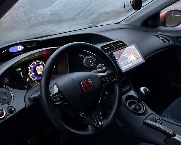 Оранжевый Хонда Цивик, объемом двигателя 1.8 л и пробегом 296 тыс. км за 5800 $, фото 57 на Automoto.ua