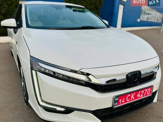 Белый Хонда Клерити, объемом двигателя 0 л и пробегом 204 тыс. км за 16200 $, фото 6 на Automoto.ua