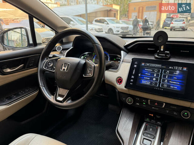 Белый Хонда Клерити, объемом двигателя 1.5 л и пробегом 92 тыс. км за 18200 $, фото 16 на Automoto.ua