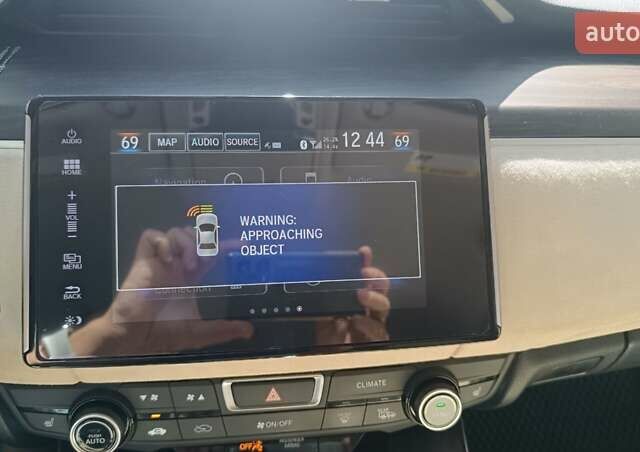 Білий Хонда Клериті, об'ємом двигуна 1.5 л та пробігом 110 тис. км за 20000 $, фото 24 на Automoto.ua