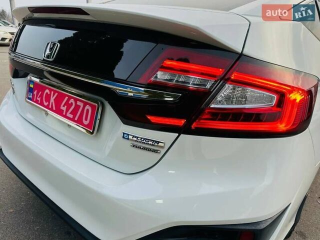 Белый Хонда Клерити, объемом двигателя 0 л и пробегом 204 тыс. км за 16200 $, фото 7 на Automoto.ua