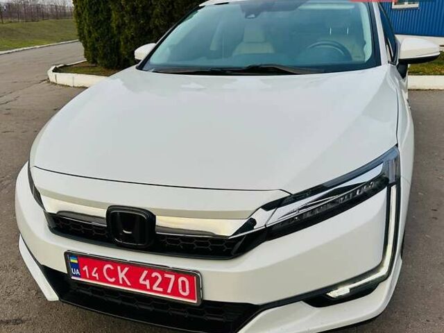 Белый Хонда Клерити, объемом двигателя 0 л и пробегом 204 тыс. км за 16200 $, фото 4 на Automoto.ua