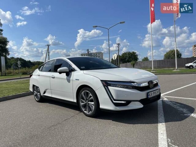 Белый Хонда Клерити, объемом двигателя 1.5 л и пробегом 19 тыс. км за 22500 $, фото 3 на Automoto.ua