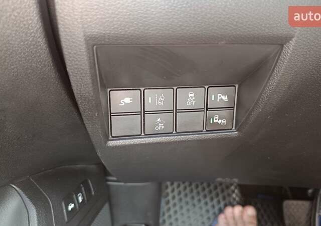 Білий Хонда Клериті, об'ємом двигуна 1.5 л та пробігом 110 тис. км за 20000 $, фото 30 на Automoto.ua