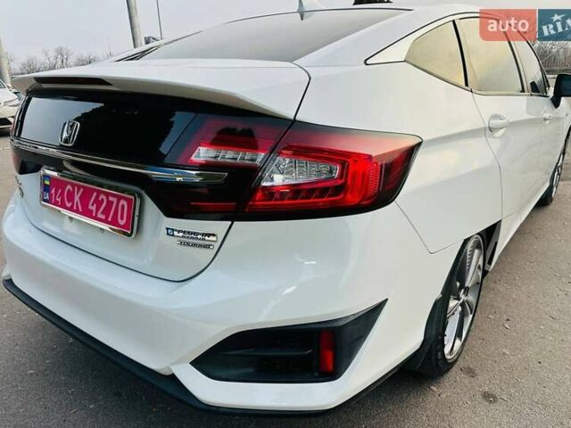 Белый Хонда Клерити, объемом двигателя 0 л и пробегом 204 тыс. км за 16200 $, фото 10 на Automoto.ua
