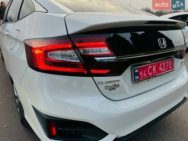 Белый Хонда Клерити, объемом двигателя 0 л и пробегом 204 тыс. км за 16200 $, фото 11 на Automoto.ua