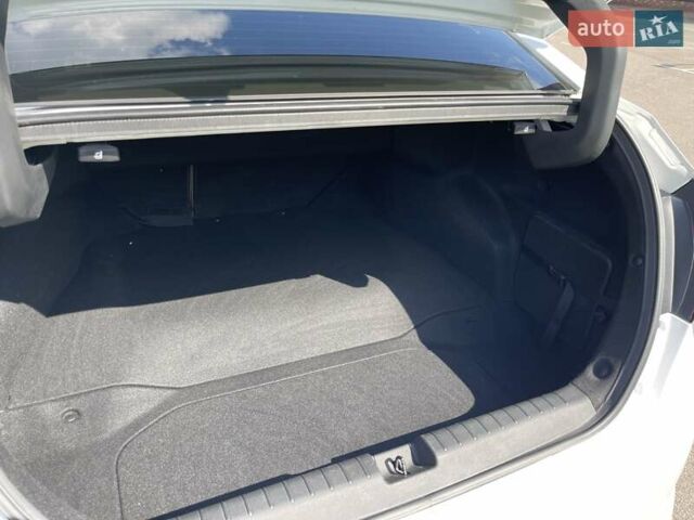 Белый Хонда Клерити, объемом двигателя 1.5 л и пробегом 19 тыс. км за 22500 $, фото 8 на Automoto.ua