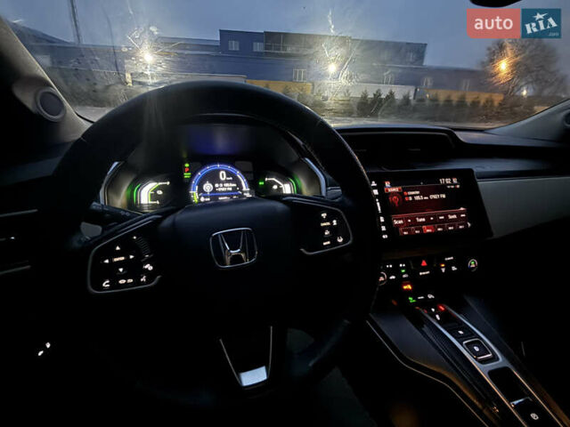 Белый Хонда Клерити, объемом двигателя 1.5 л и пробегом 141 тыс. км за 16900 $, фото 10 на Automoto.ua
