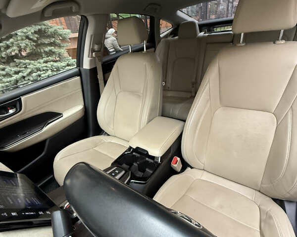 Белый Хонда Клерити, объемом двигателя 1.5 л и пробегом 92 тыс. км за 18200 $, фото 22 на Automoto.ua