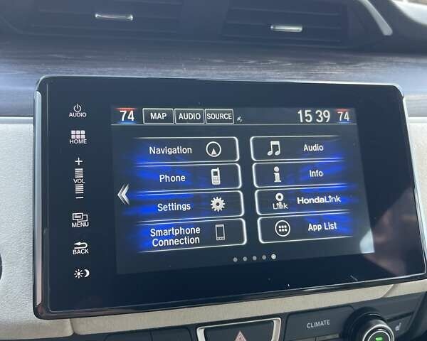 Белый Хонда Клерити, объемом двигателя 1.5 л и пробегом 19 тыс. км за 22500 $, фото 27 на Automoto.ua