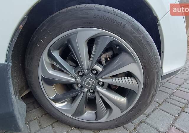 Білий Хонда Клериті, об'ємом двигуна 1.5 л та пробігом 110 тис. км за 20000 $, фото 22 на Automoto.ua