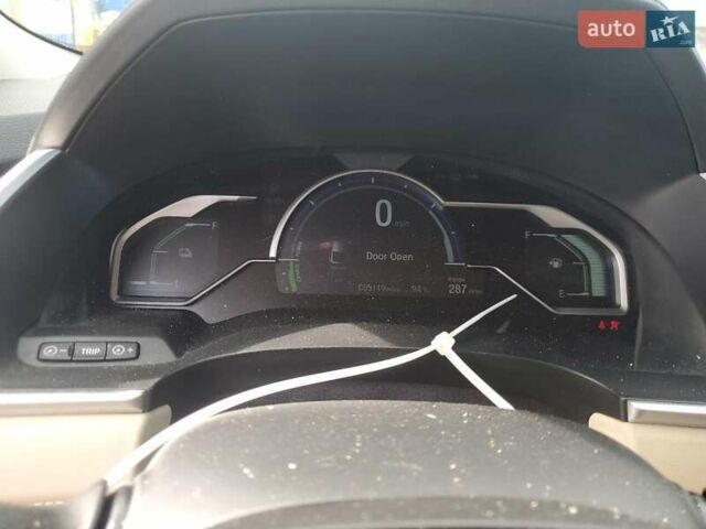 Белый Хонда Клерити, объемом двигателя 0 л и пробегом 136 тыс. км за 3000 $, фото 8 на Automoto.ua