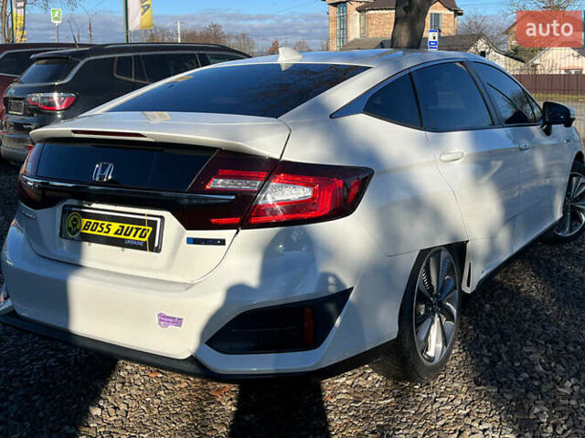 Білий Хонда Клериті, об'ємом двигуна 1.5 л та пробігом 81 тис. км за 20500 $, фото 6 на Automoto.ua