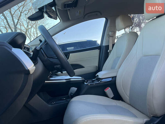 Білий Хонда Клериті, об'ємом двигуна 1.5 л та пробігом 81 тис. км за 20500 $, фото 8 на Automoto.ua